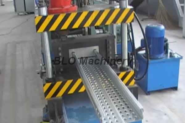 Automatic Foot Plate Roll Forming Machine